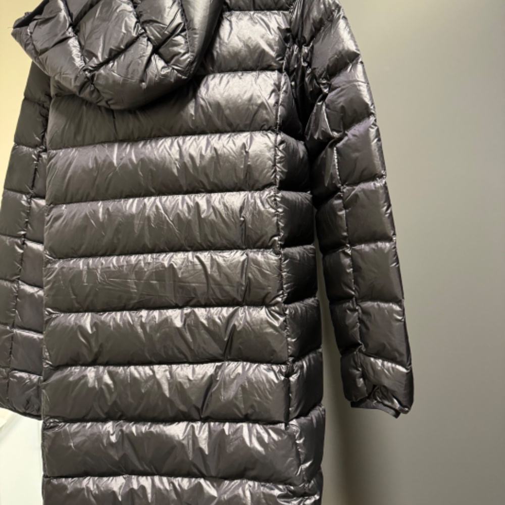 Aritzia little puff TNA